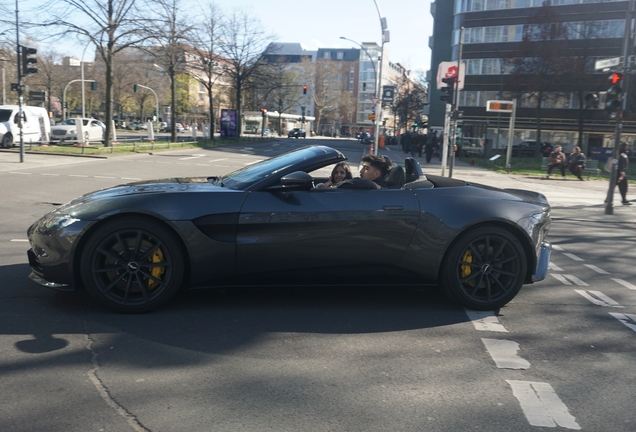 Aston Martin V8 Vantage Roadster 2020
