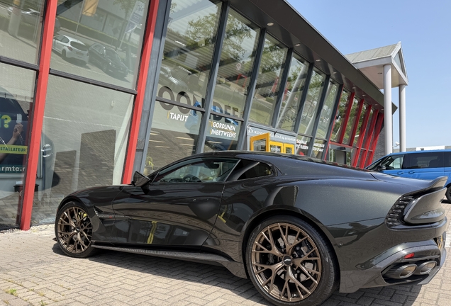 Aston Martin Vanquish 2025