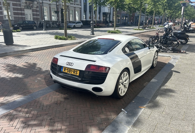 Audi R8 V10