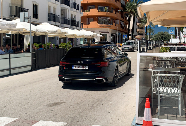Audi RS4 Avant B9