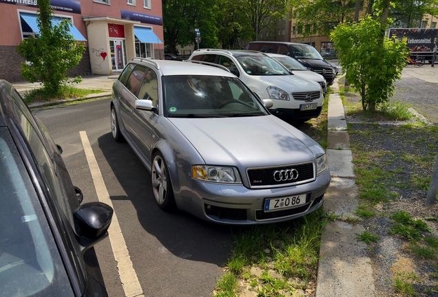 Audi RS6 Avant C5