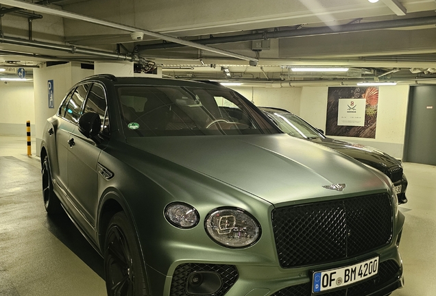 Bentley Bentayga V8 2021