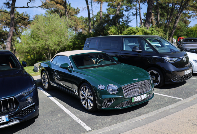 Bentley Continental GTC V8 2020