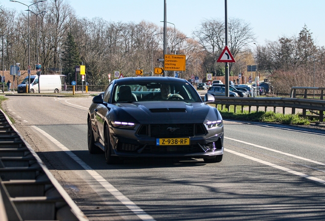 Ford Mustang Dark Horse 2024