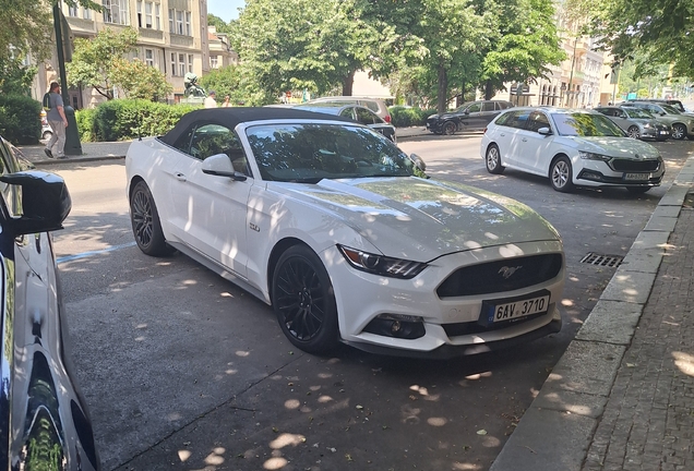 Ford Mustang GT Convertible 2015