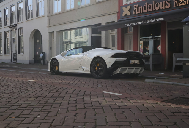 Lamborghini Huracán LP640-4 EVO Spyder