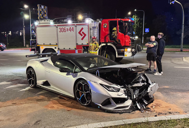 Lamborghini Huracán LP640-4 EVO Spyder TwinTurbo
