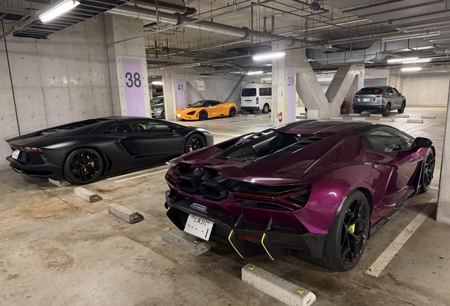Lamborghini Revuelto