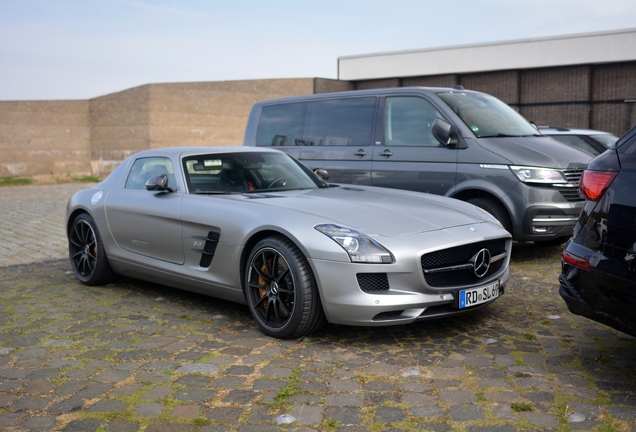 Mercedes-Benz SLS AMG GT