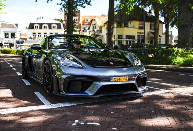 Porsche 718 Spyder RS Weissach Package
