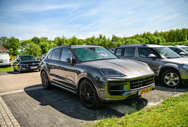 Porsche 9YA Cayenne Turbo E-Hybrid