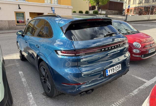 Porsche 9YA Cayenne Turbo E-Hybrid