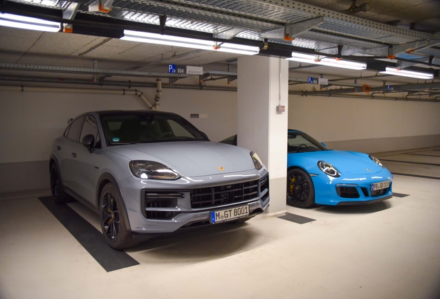 Porsche Cayenne Coupé Turbo E-Hybrid