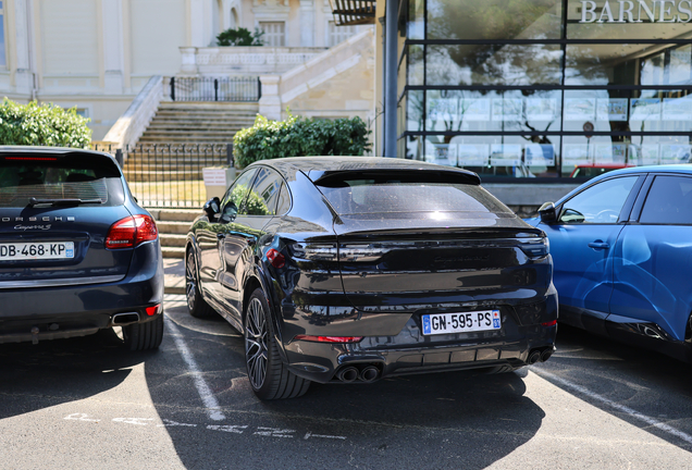 Porsche Cayenne Coupé Turbo S E-Hybrid