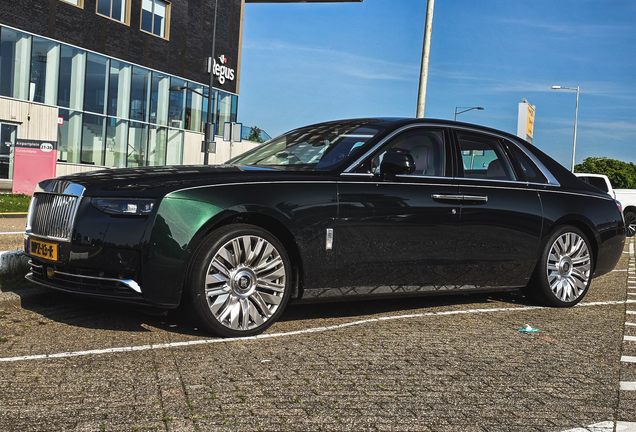 Rolls-Royce Ghost Series II 2025