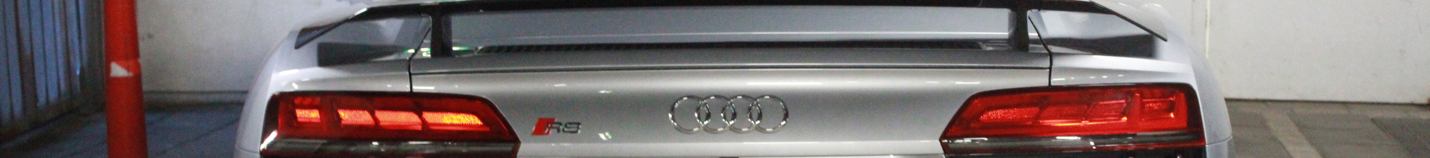 Audi R8 V10 Plus 2015