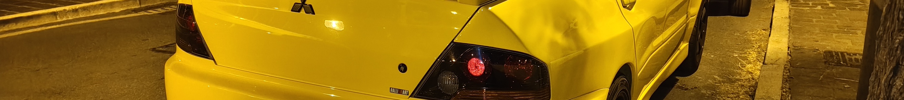 Mitsubishi Lancer Evolution IX