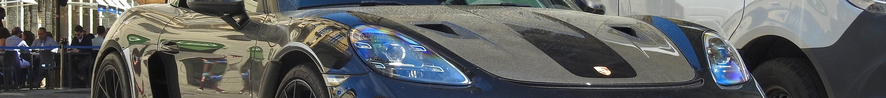 Porsche 718 Spyder RS Weissach Package