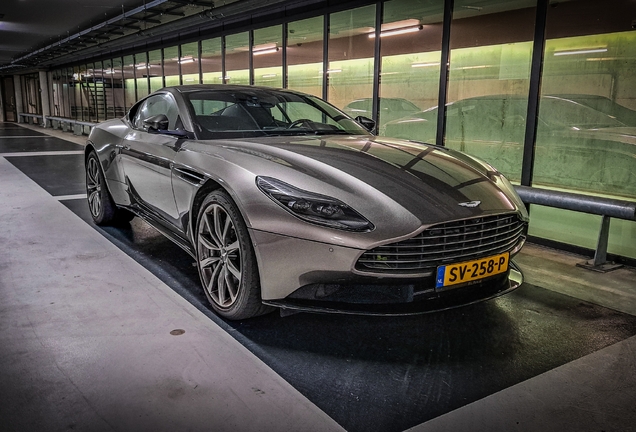 Aston Martin DB11 V8