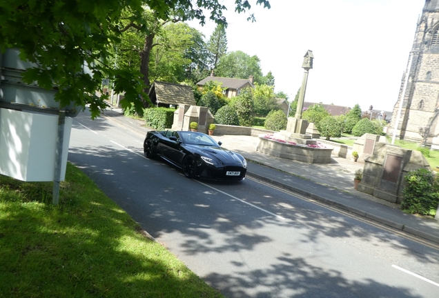 Aston Martin DBS Superleggera Volante