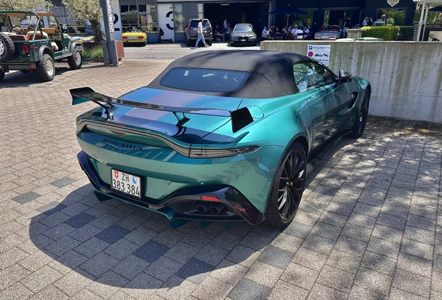 Aston Martin V8 Vantage Formula 1 Edition Roadster