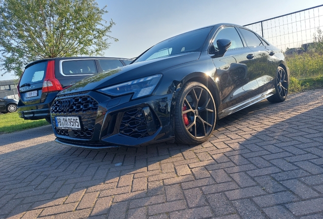 Audi RS3 Sedan 8Y