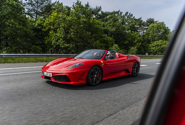 Ferrari Scuderia Spider 16M