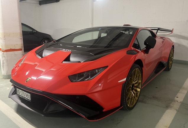 Lamborghini Huracán LP640-2 STO