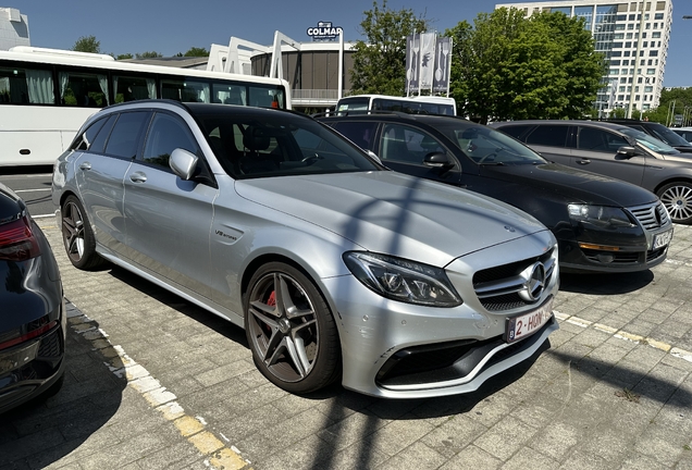 Mercedes-AMG C 63 S W205