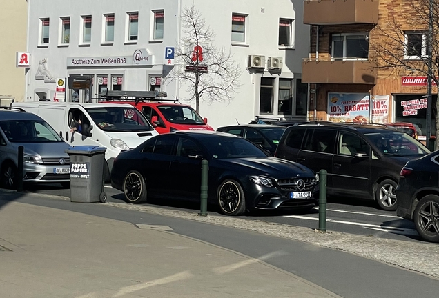 Mercedes-AMG E 63 S W213
