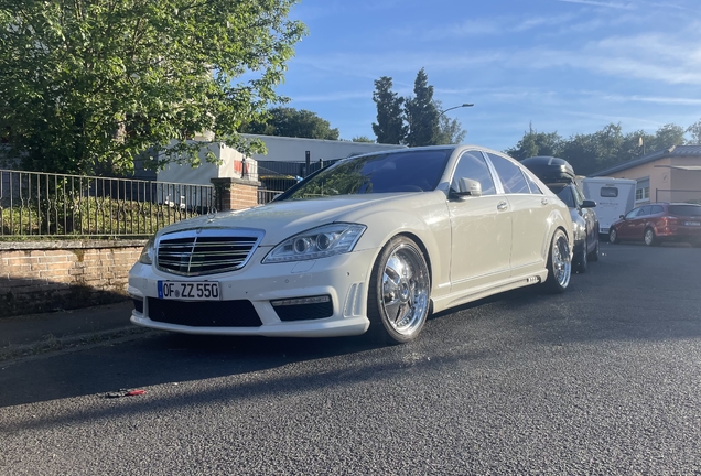 Mercedes-Benz S 550 AMG W221 Wald Black Bison
