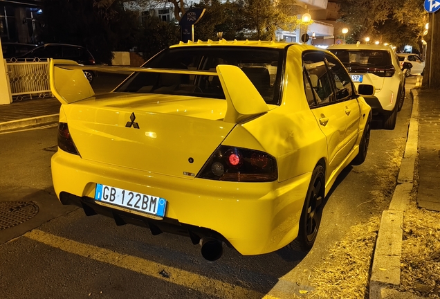 Mitsubishi Lancer Evolution IX