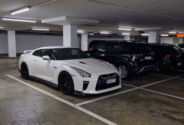 Nissan GT-R 2017