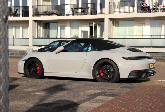 Porsche 992 Carrera 4 GTS Cabriolet MkII