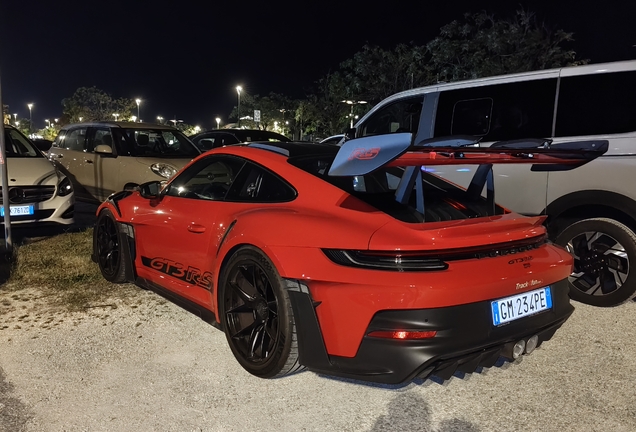 Porsche 992 GT3 RS MkI Weissach Package
