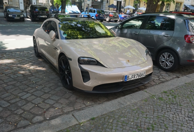 Porsche Taycan GTS Sport Turismo MkI