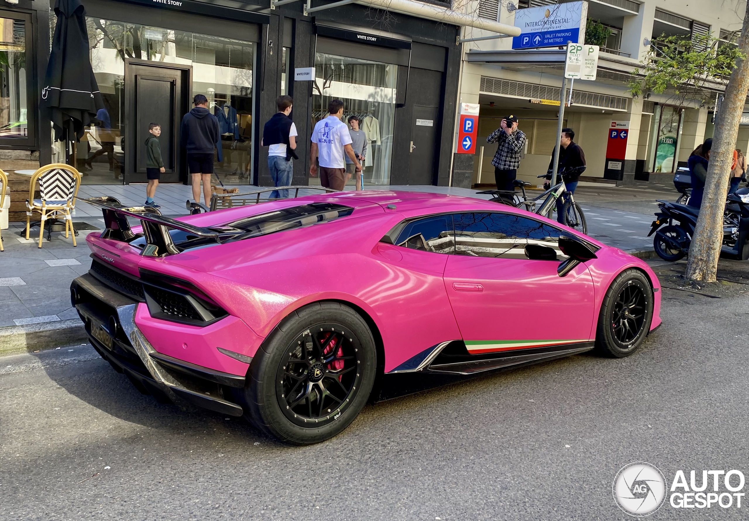Lamborghini Huracán LP640-4 Performante
