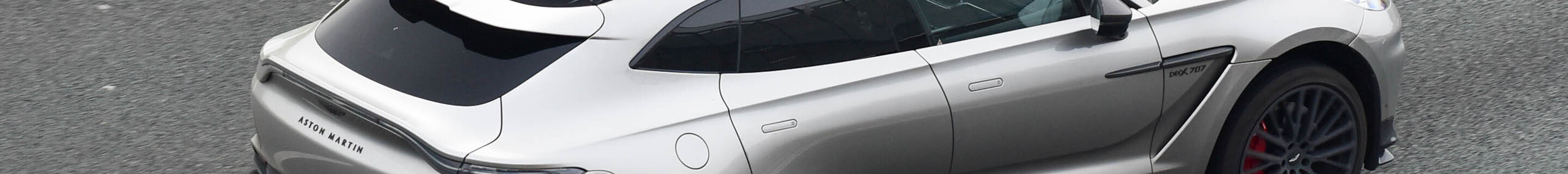 Aston Martin DBX707