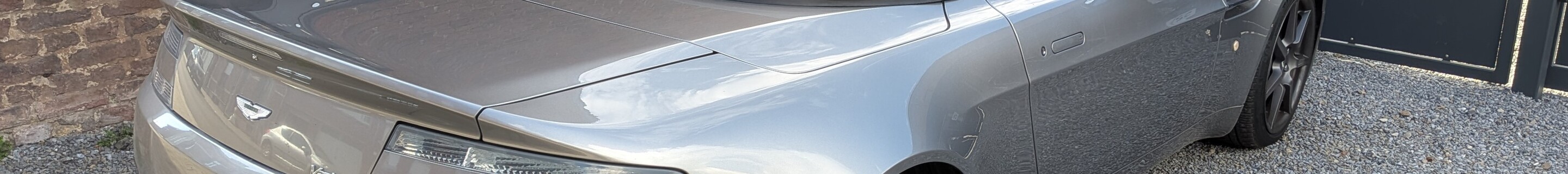 Aston Martin V8 Vantage Roadster