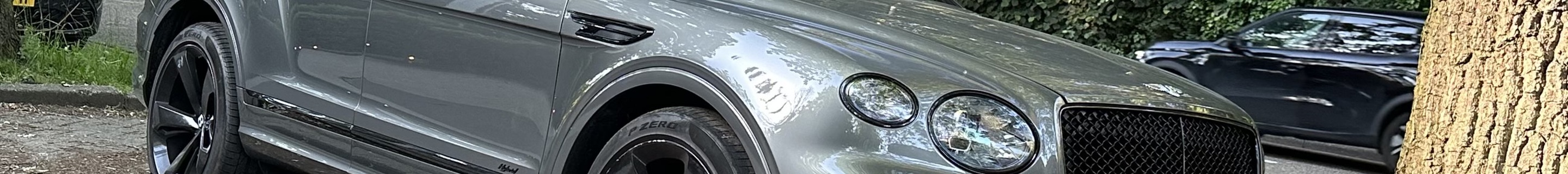 Bentley Bentayga Hybrid 2021