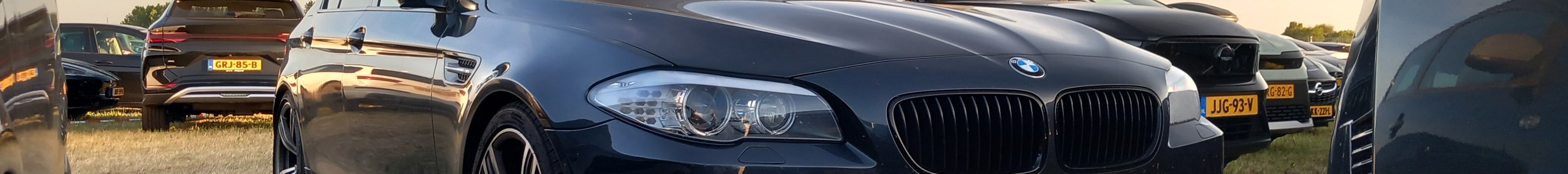 BMW M5 F10 2011