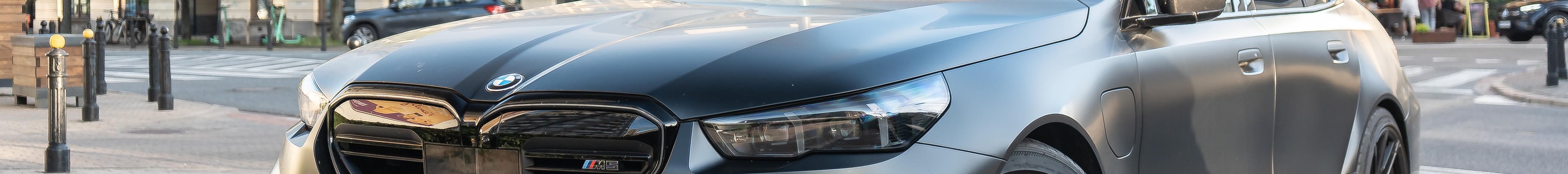BMW M5 G90