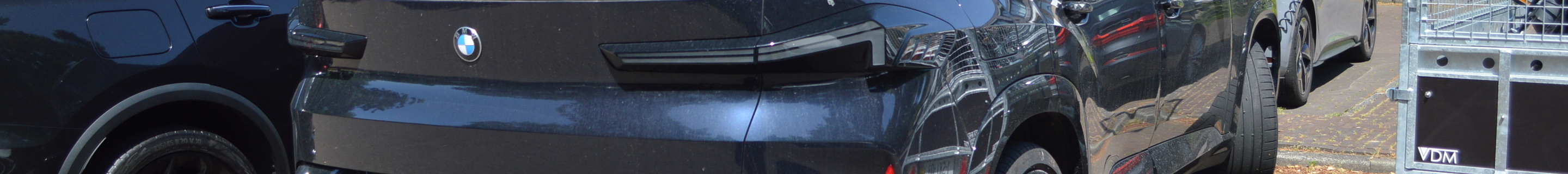 BMW XM G09
