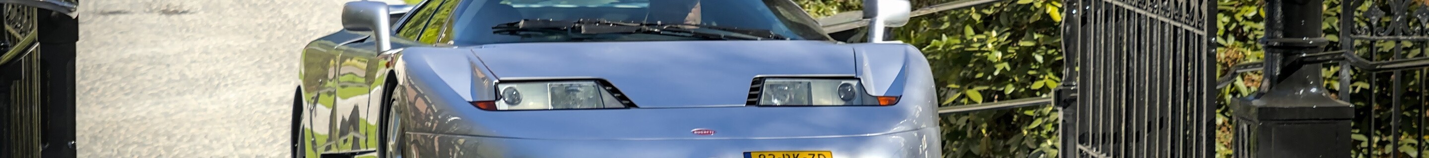 Bugatti EB110 SS