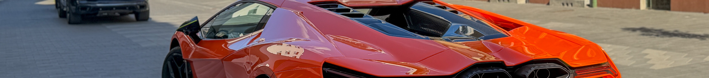 Lamborghini Revuelto