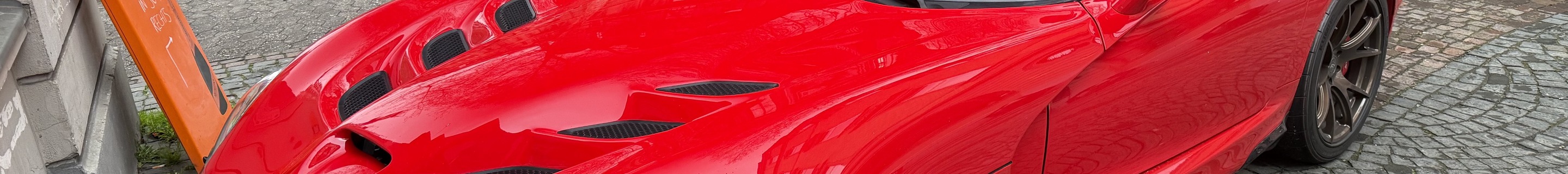 SRT Viper 2013
