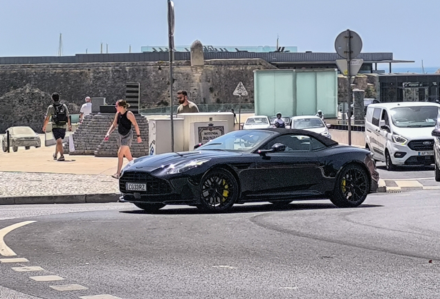 Aston Martin DB12 S Volante