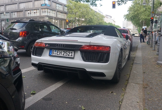 Audi R8 V10 Spyder 2016