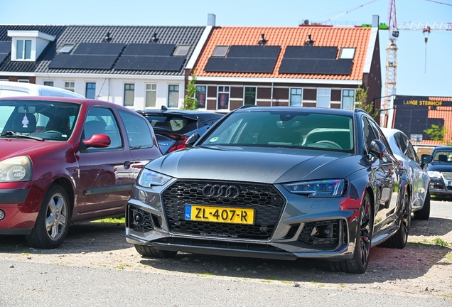 Audi RS4 Avant B9