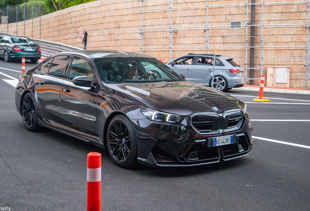 BMW M5 G90